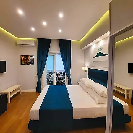 Gea Couette-café Naples