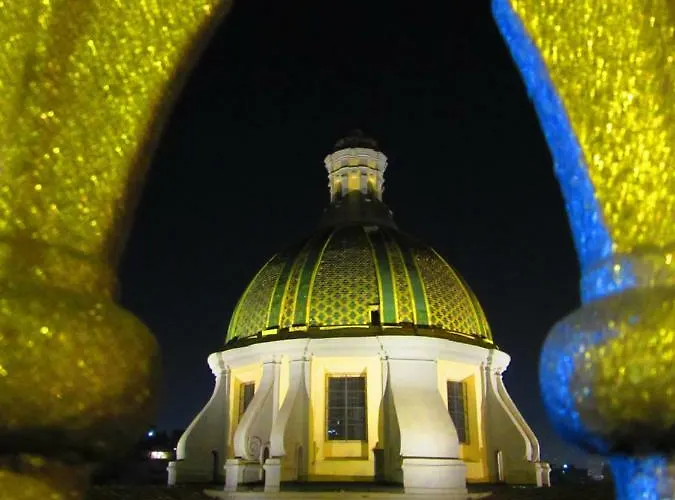 לינה וארוחת בוקר Gea נאפולי